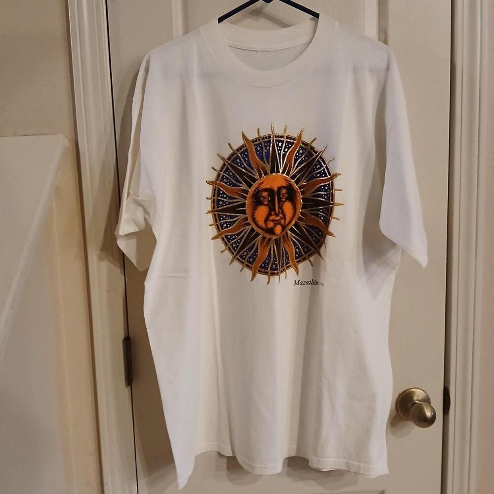 Vintage Mazatlán Mexico White Graphic Tee Del Sol Celestial Golden Sun Face 2XL